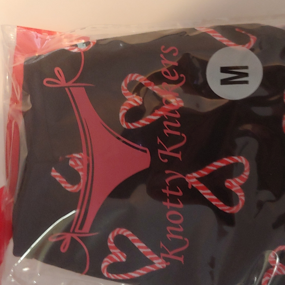 Knotty Knickers panties 1 pair medium Valentine hearts NIB - Picture 2 of 2